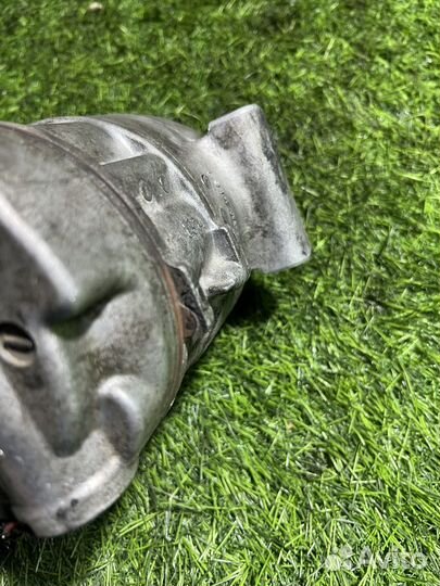 Компрессор кондиционера Mercedes W211 3.0 OM642