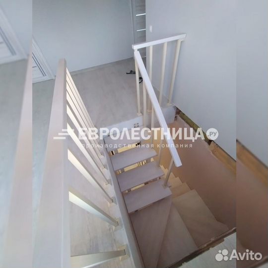 Лестница на металлокаркасе