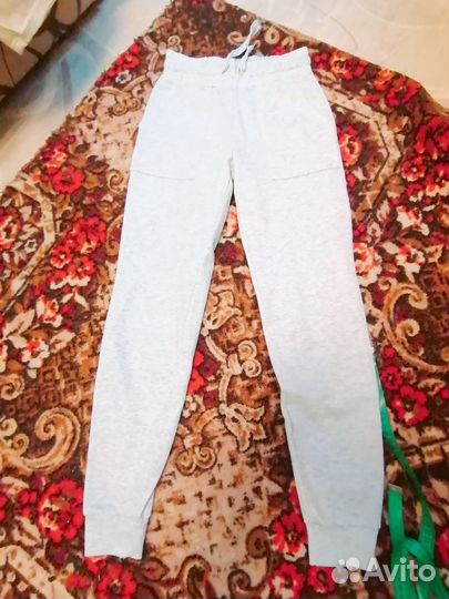 Спортивные штаны женские