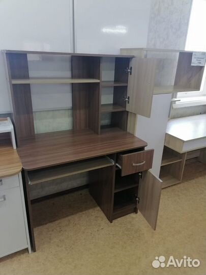 Стол компьютерный 