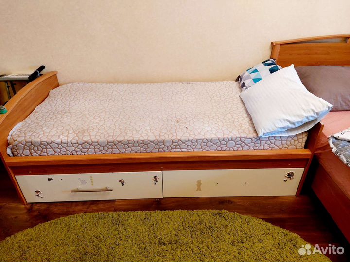 Детская кровать 90х200