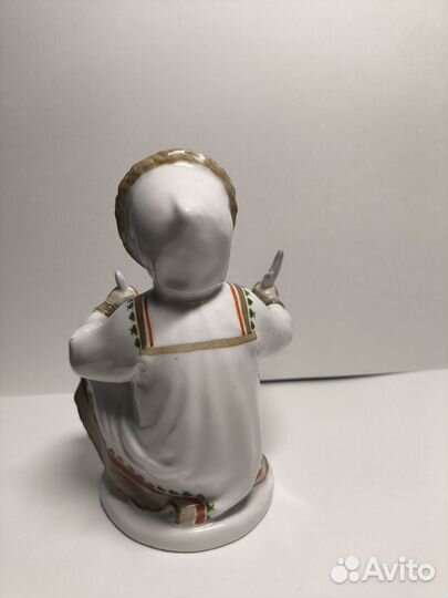 Фарфоровые статуэтки СССР 