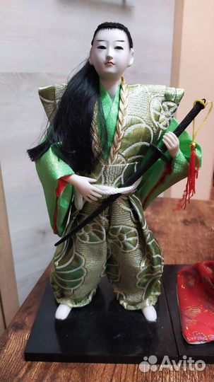 Японская кукла