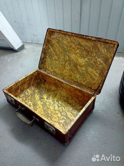 Чемоданы времен СССР