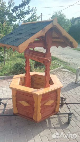 Колодец декоративный