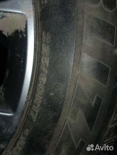 Bridgestone Blizzak DM-Z3 225/60 R17