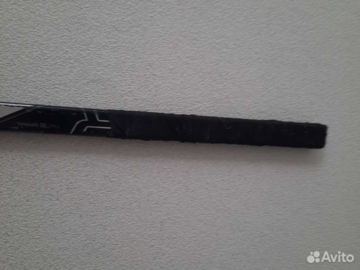 Клюшка хоккейная bauer supreme правый хват