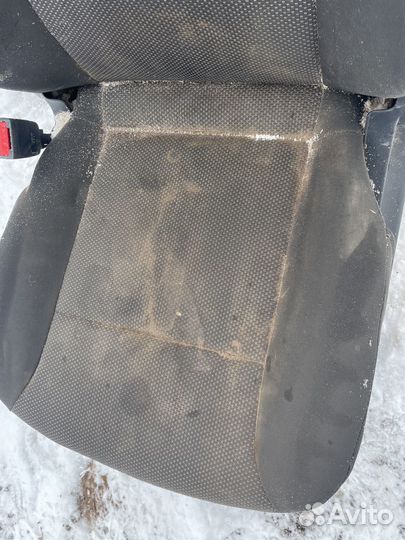Сиденье переднее водительское Авео т250