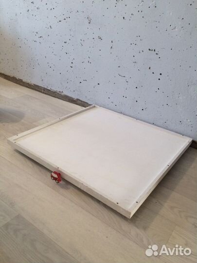 Выкатной ящик поддон под кровать