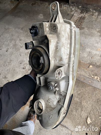 Правая фара hyndai акцент