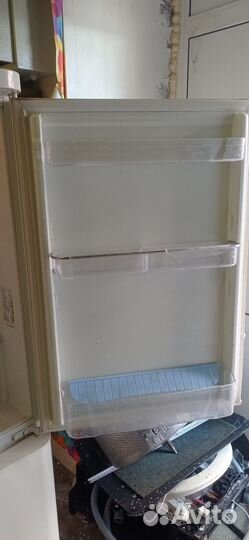Холодильник indesit 170см