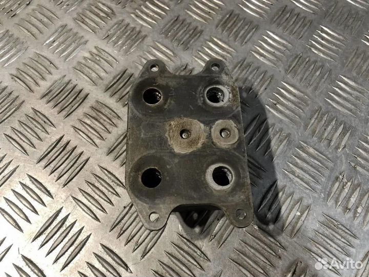 Радиатор масляный VW Polo 5