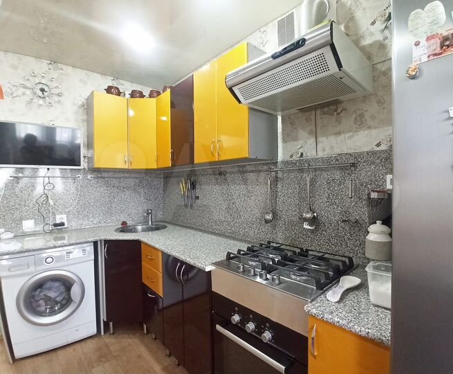 2-к. квартира, 54 м², 5/5 эт.