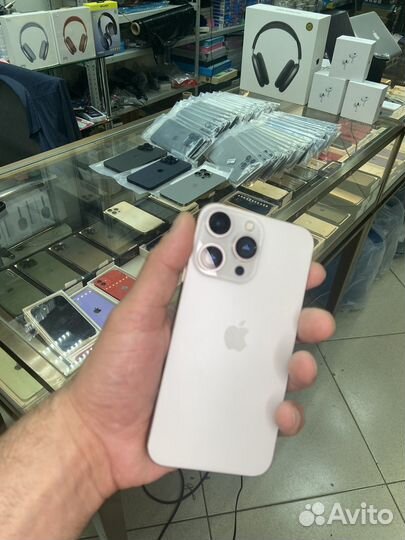 iPhone xr в корпусе 16 pro 256gb iOS