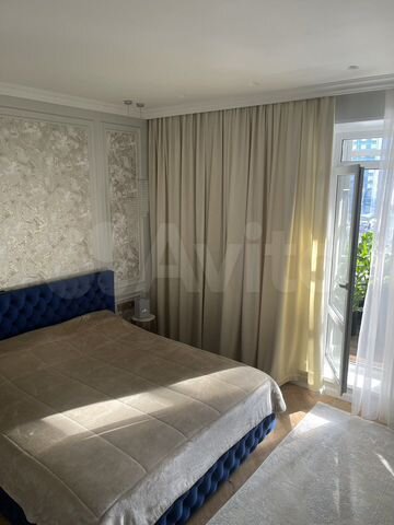 2-к. квартира, 70 м², 4/8 эт.