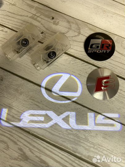 Лазерная проекция в двери lexus