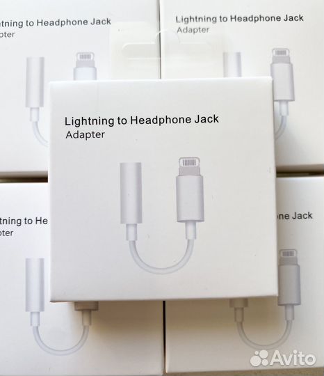 Переходник для iPhone c Lighting на aux jack 3,5