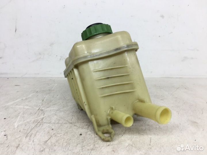 Бачок гидроусилителя Volkswagen Touareg 2 NF 3.0