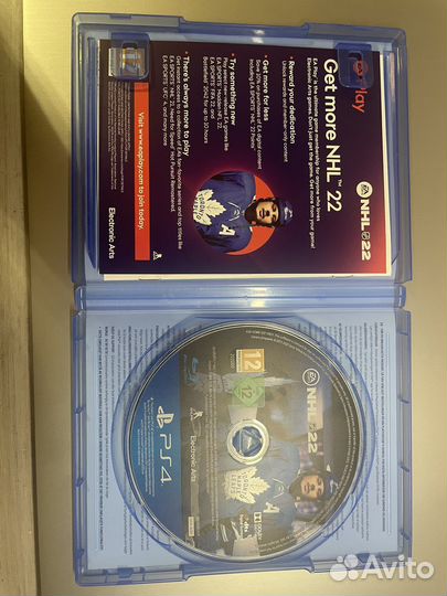 Игра на PS4 NHL 22