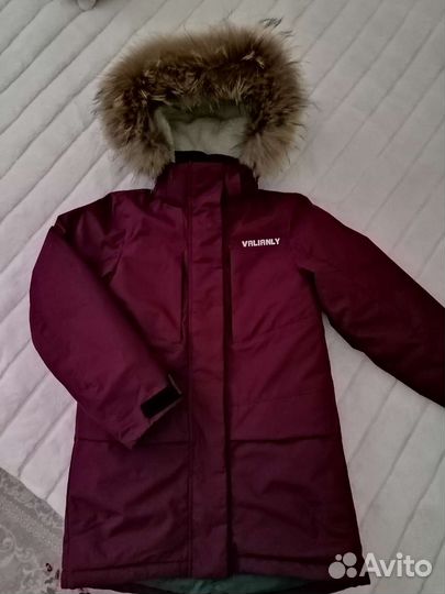Пуховик для девочки 140
