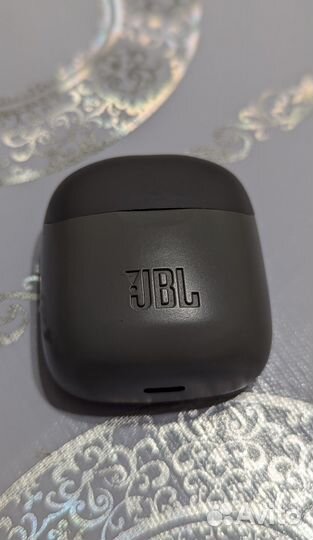 Беспроводные наушники JBL tune225tws