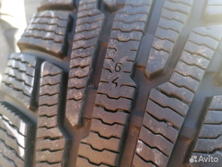 Nokian Tyres Hakkapeliitta R 225/65 R17 106R