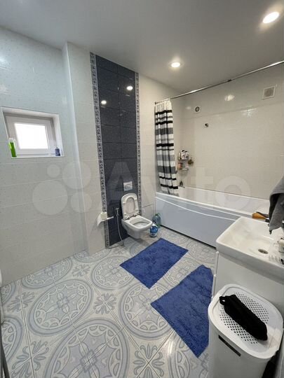 Дом 350 м² на участке 5 сот.