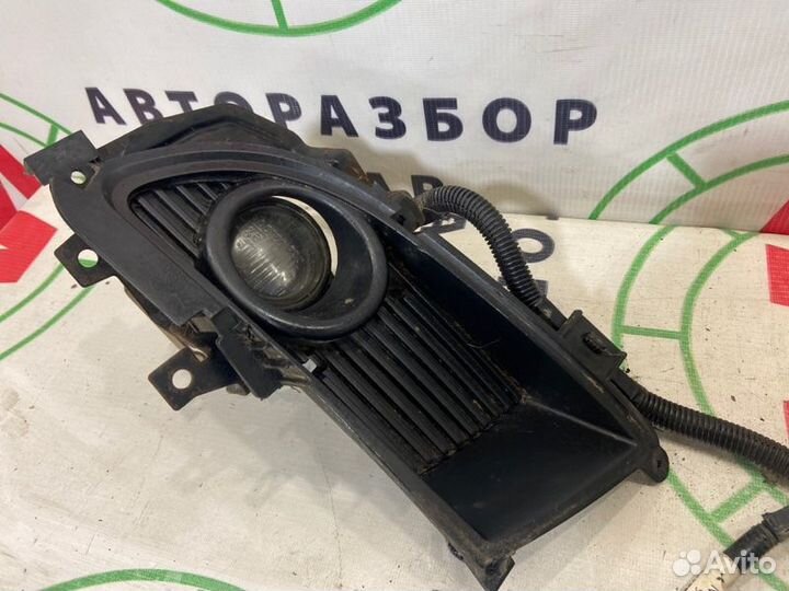 Фара противотуманная передняя Mitsubishi Lancer 9