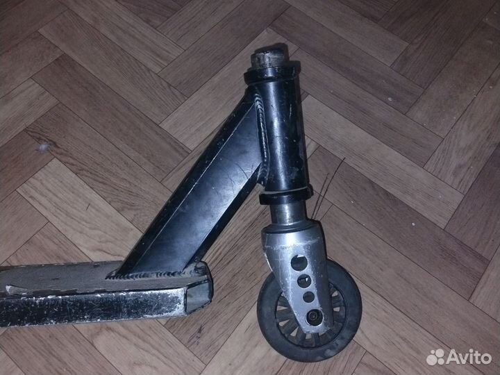 Трюковой самокат