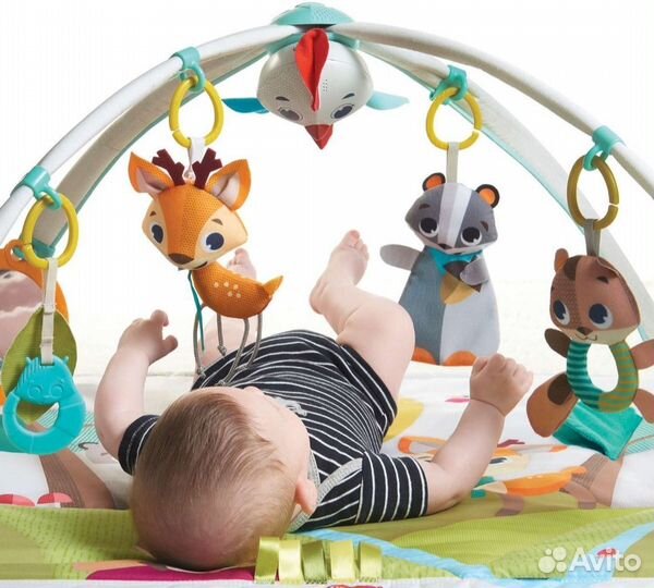 Детский развивающий коврик tiny love