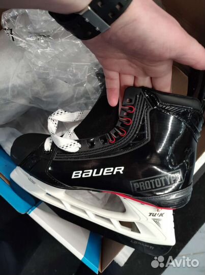 Коньки хоккейные Bauer Hyperlite Prototype