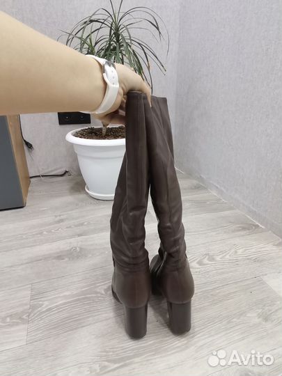 Зимние женские сапоги 38