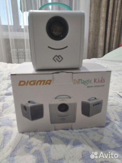 Мини проектор