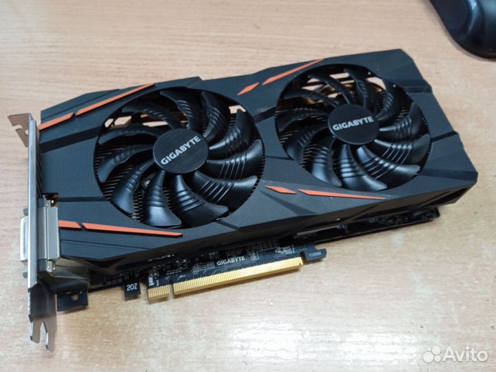 Видеокарта GigaByte RX580 RX480 8Gb
