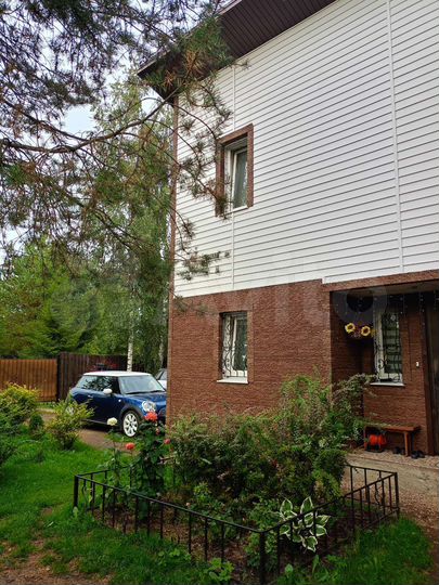 Коттедж 123 м² на участке 8 сот.