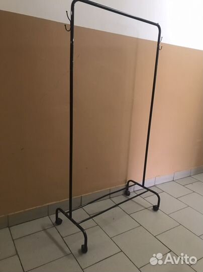 Вешалка напольная