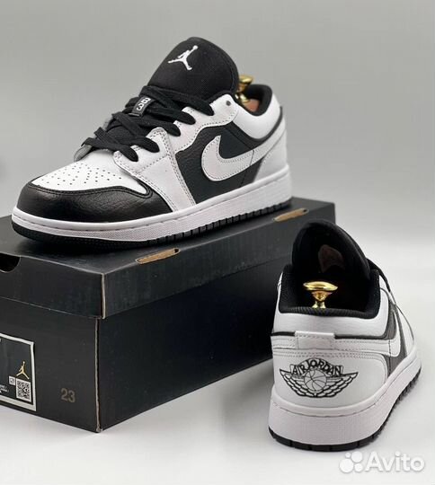 Кроссовки nike air jordan 1 черно белые