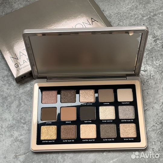 Палетка теней Natasha Denona Glam