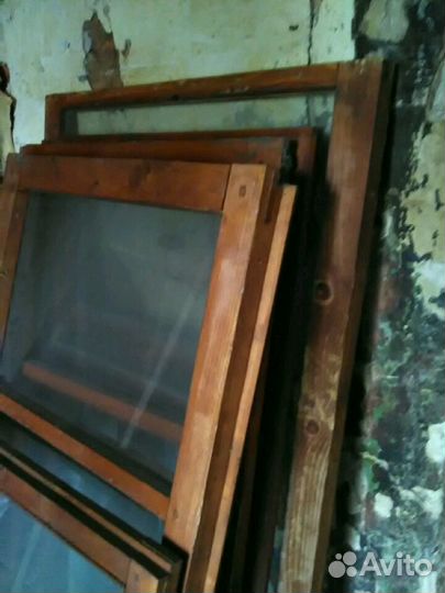 Рамы деревянные болконные б/у