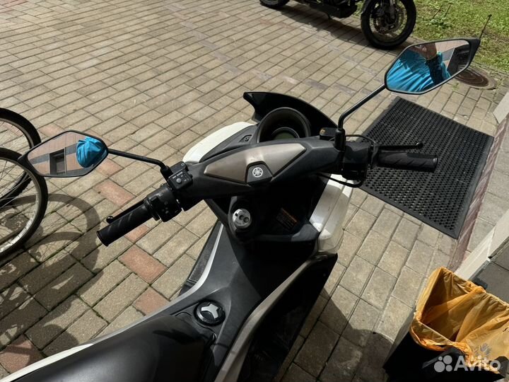 Yamaha n-max 155