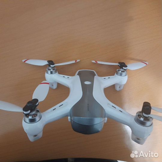 Квадрокоптер suma w1 explorer pro