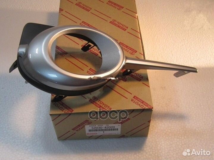 Оправа птф toyota RAV4 10- RH 52030-42020 toyota