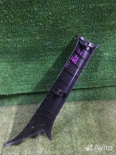 Накладка стойки передняя левая Nissan Juke F15