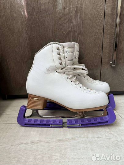 Фигурные коньки jackson freestyle 255