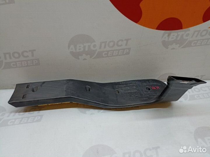 Воздуховод передний левый Nissan Primera 1.6 P12