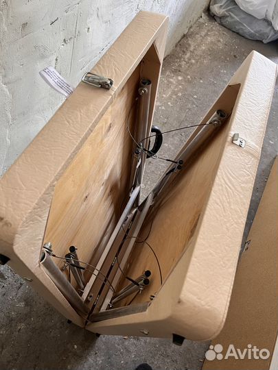 Кушетка для наращивания ресниц и массажа