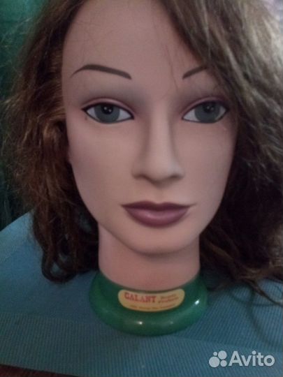 Голова учебная для причёсок с натуральными волосам