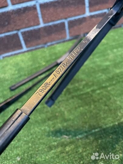 Поводок дворника Renault Logan 2