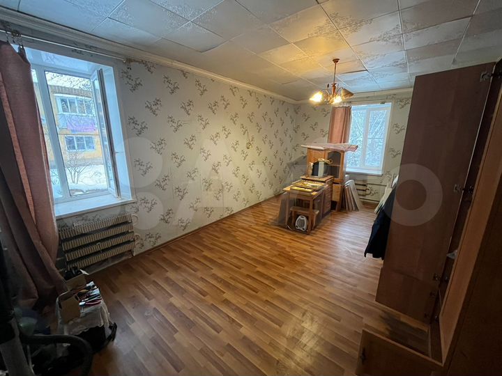 1-к. квартира, 32 м², 1/3 эт.