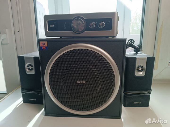 Колонки 2.1 Edifier HCS2330